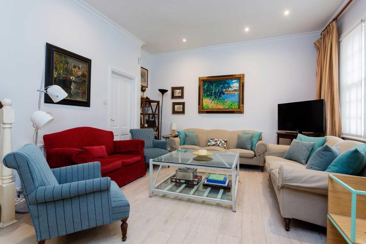 Veeve - A Kensington Mews Villa London Eksteriør billede